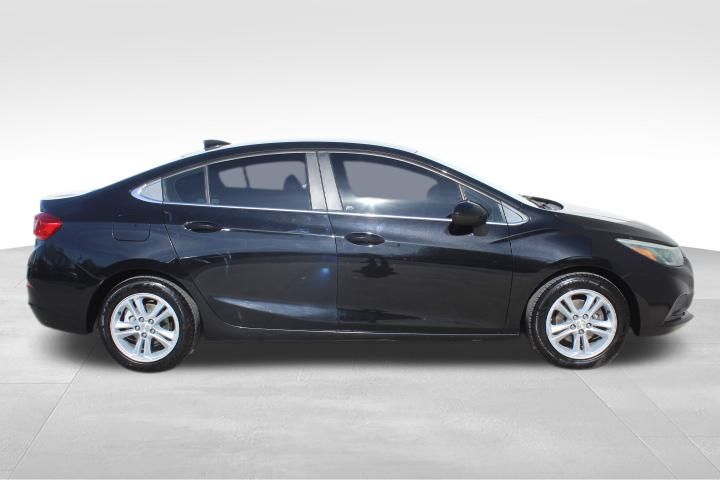 Used Car 2018 Chevrolet Cruze  Lt For Sale Under $10,000 In Georgetown, Texas