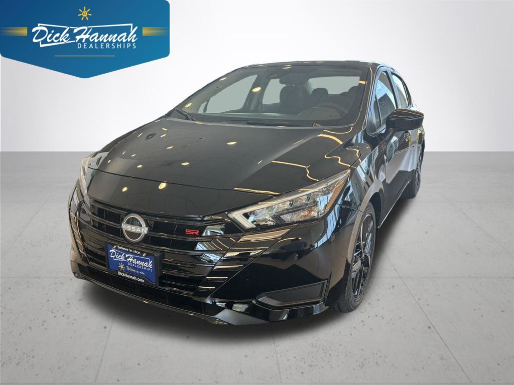 2025 Nissan Versa 1.6 SR