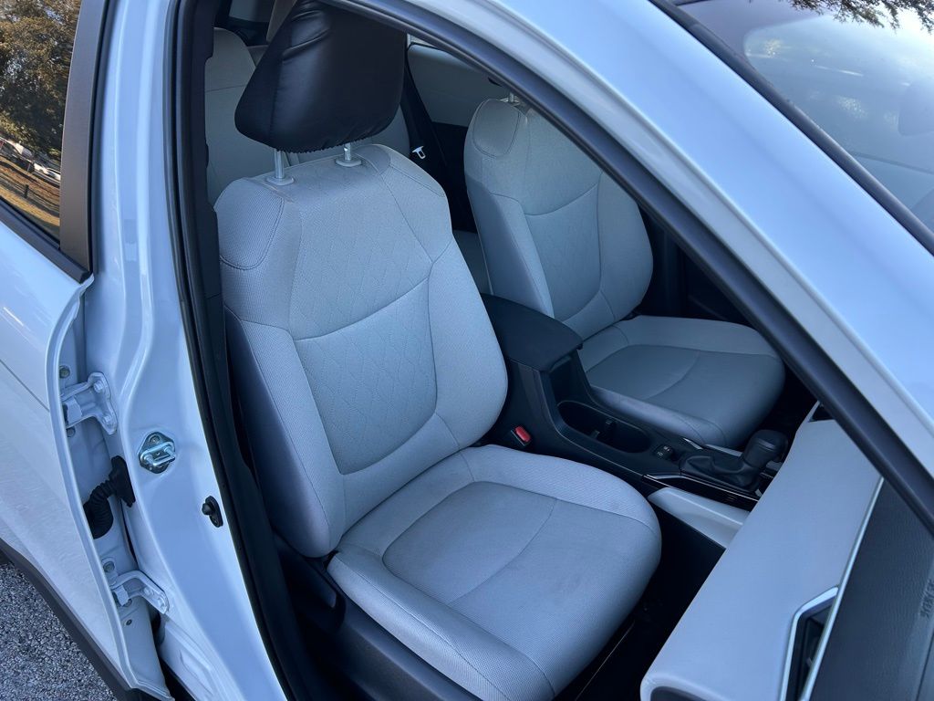 Thumbnail: 2024 Toyota Corolla Cross - 15