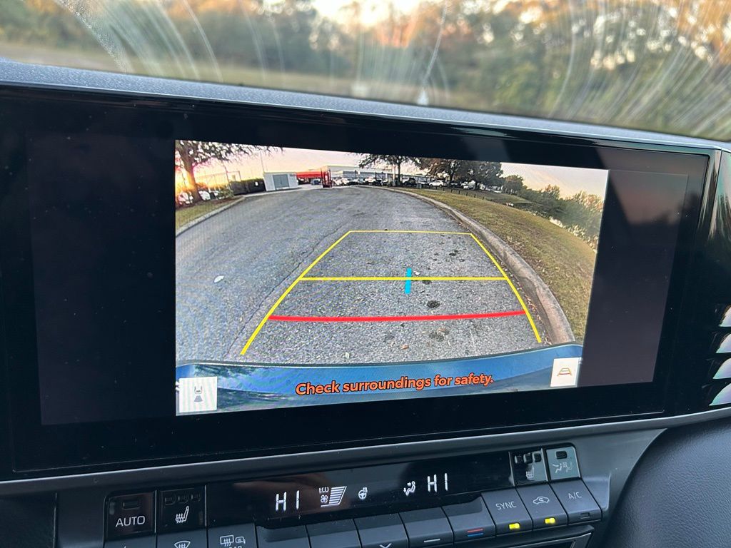 Thumbnail: 2025 Toyota Camry - 25