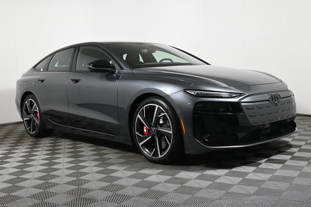 Thumbnail: 2025 Audi S6 - 8