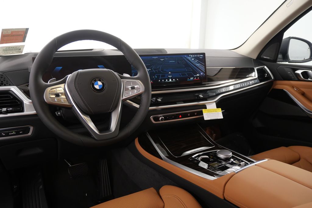 2025 BMW X7 xDrive40i 22