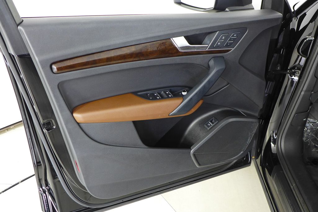 2019 Audi Q5 Premium 11