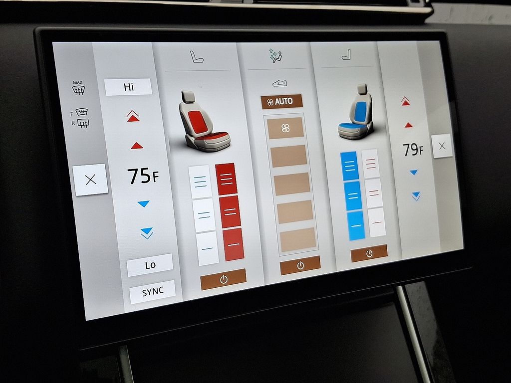 Thumbnail: 2026 Land Rover Range Rover Velar - 13