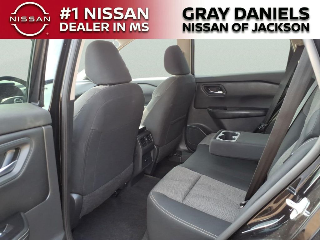 Used 2025 Nissan Rogue SUV