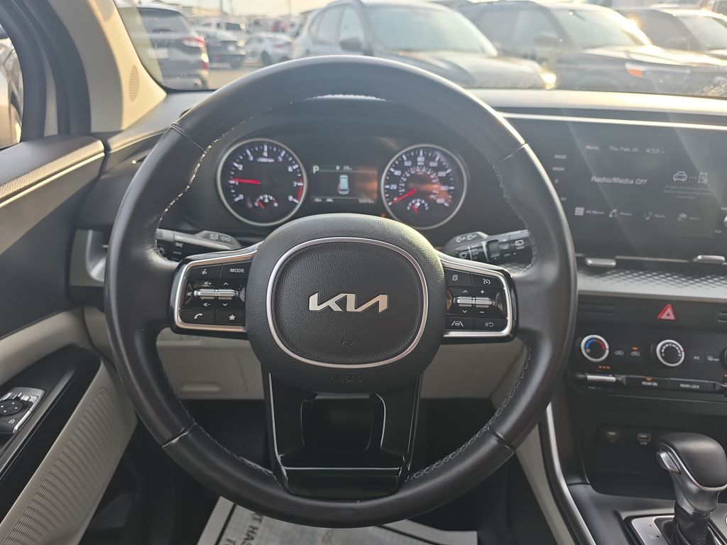 Certified Used 2023 Gray Kia LX image 20
