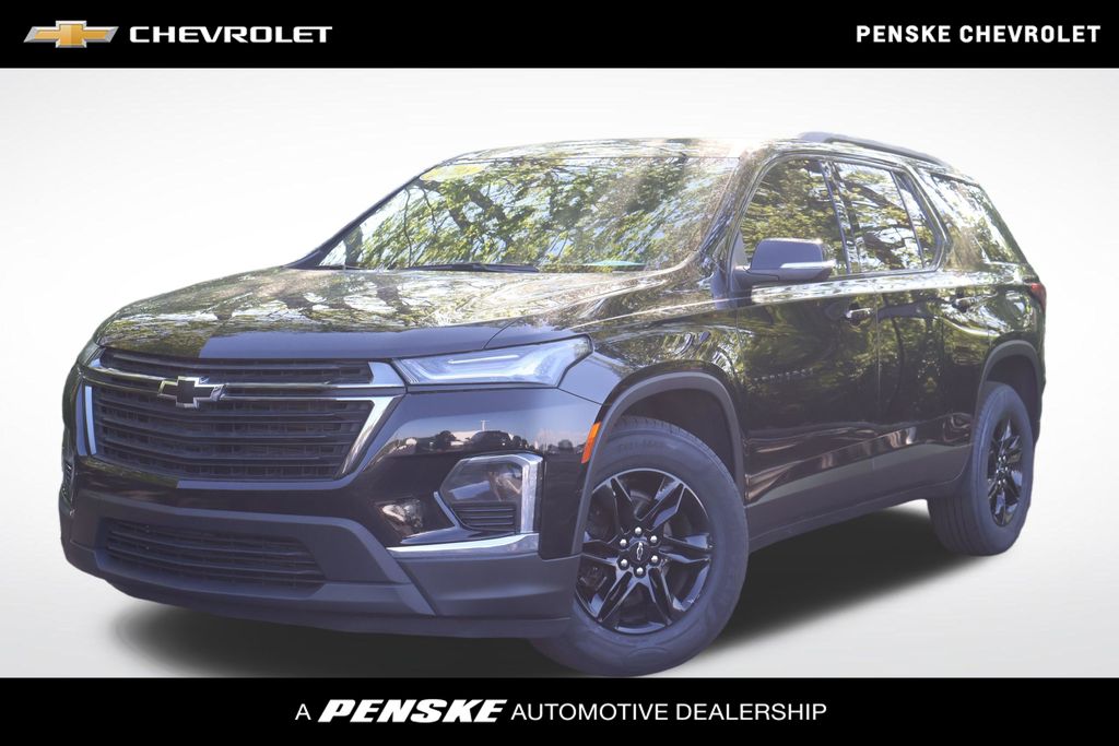 Thumbnail: 2023 Chevrolet Traverse - 1