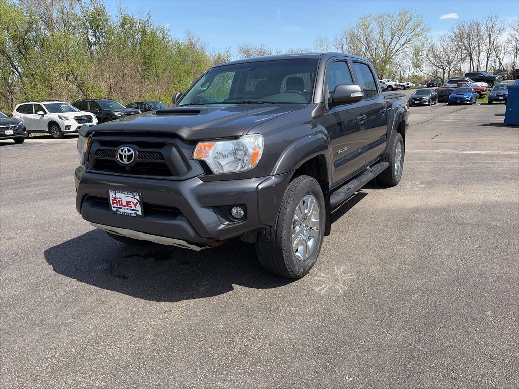 Magnetic Gray Metallic 2012 Toyota Tacoma Double Cab SB V6 4WD Pickup Truck Four-Wheel Drive 5-Speed Automatic Overdrive