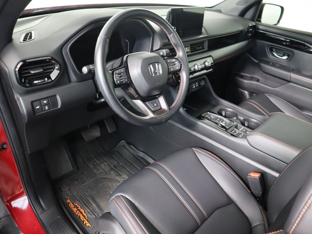 Thumbnail: 2024 Honda Pilot - 9