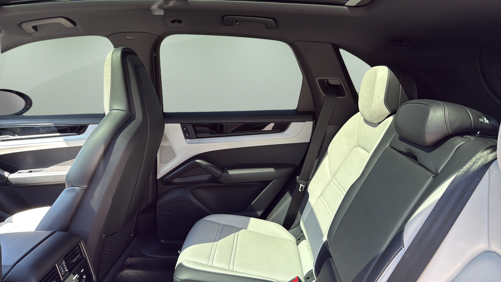 2024 Porsche Cayenne
