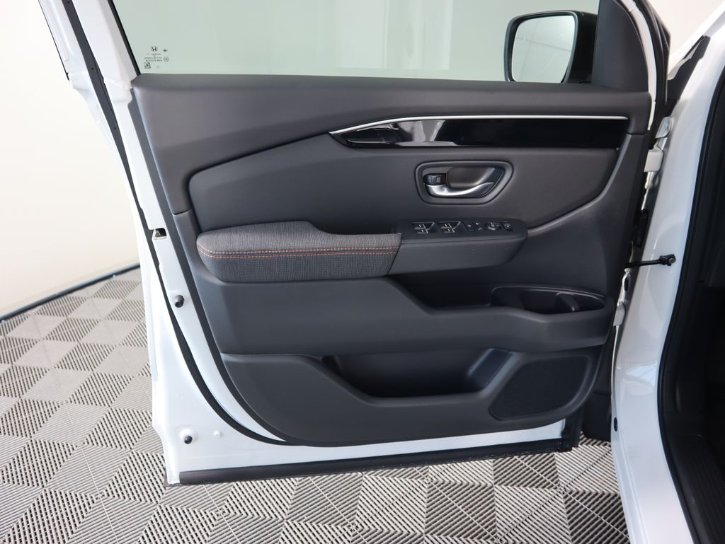 Thumbnail: 2026 Honda Pilot - 26