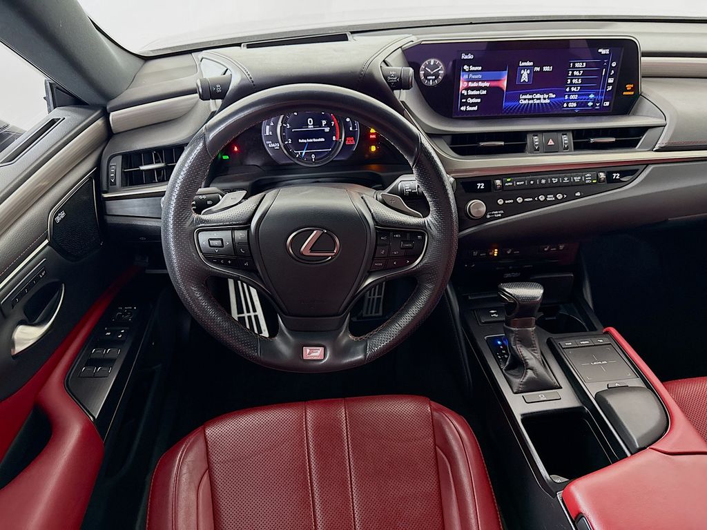 Thumbnail: 2021 Lexus ES - 24