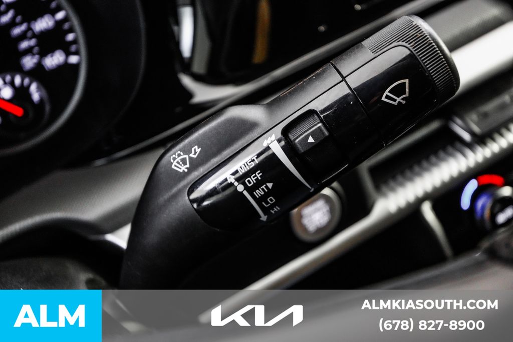 2022 Kia K5 GT-Line photo 47