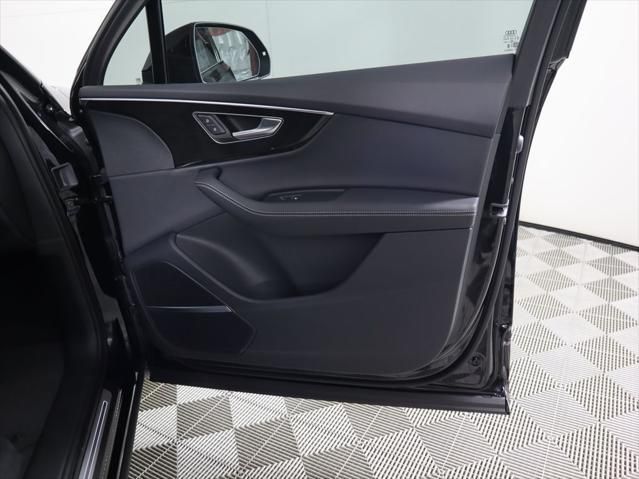 Thumbnail: 2026 Audi Q7 - 27