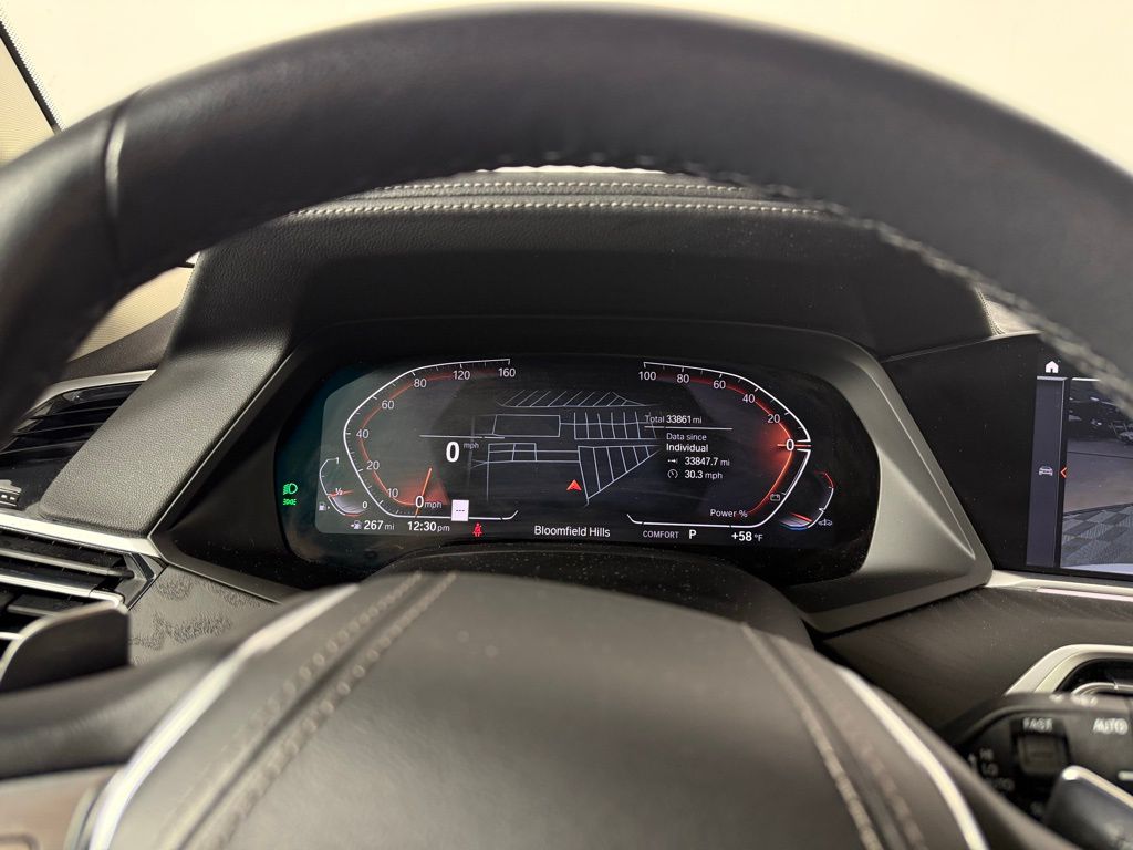 2022 BMW X7 xDrive40i 14