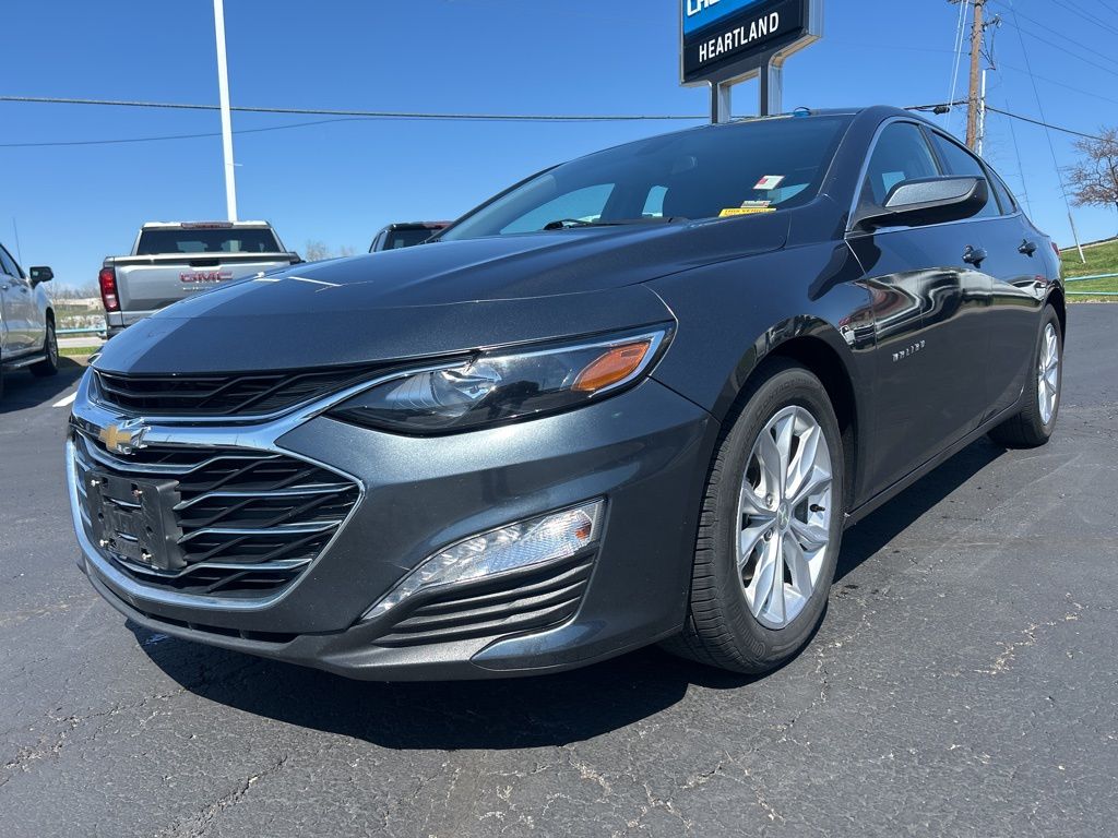 Shadow Gray Metallic 2019 Chevrolet Malibu LT FWD Sedan Front-Wheel Drive Continuously Variable Transmission