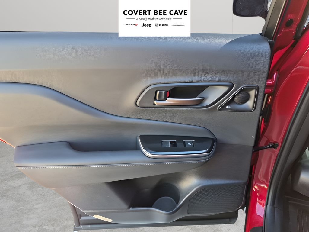 Used Car 2025 Toyota Crown Signia  Limited For Sale Under $40,000 In Austin, Texas