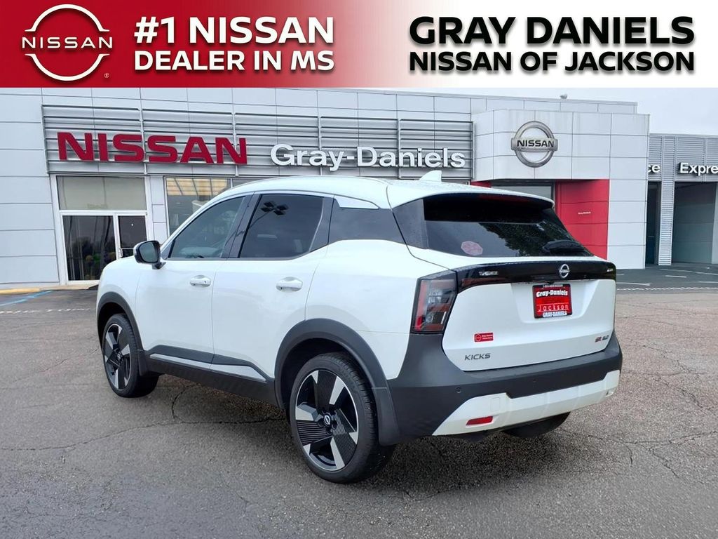 Used 2025 Nissan Kicks SUV