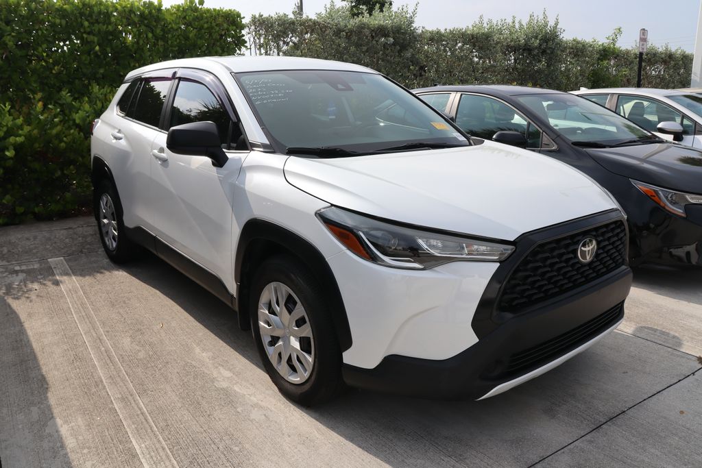 2022 Toyota Corolla Cross L 6