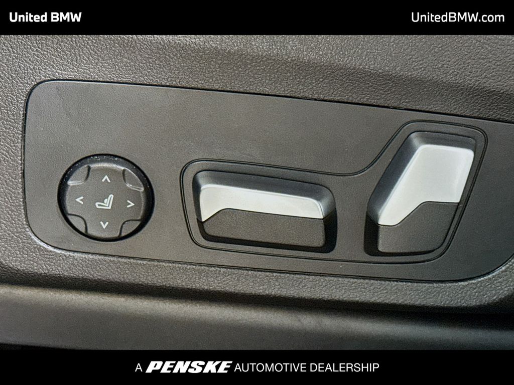 Thumbnail: 2023 BMW X4 - 4