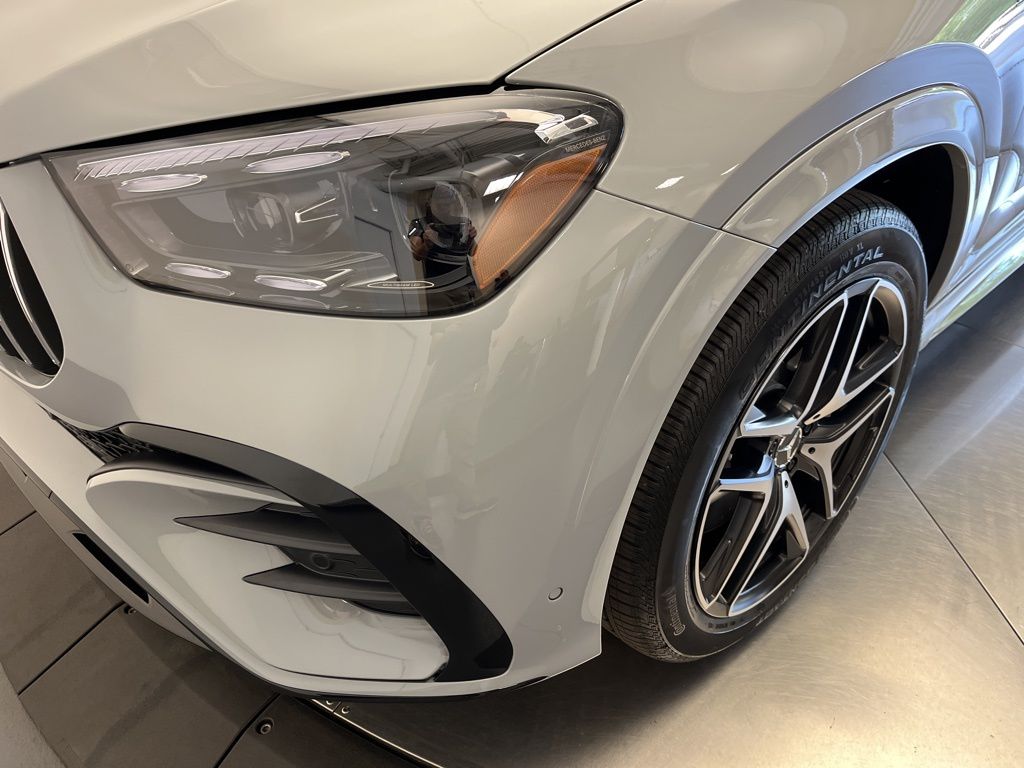 Thumbnail: 2026 Mercedes-Benz GLE - 9
