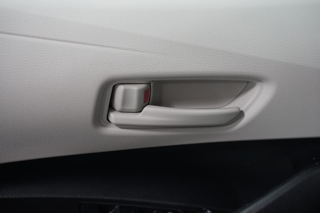 Thumbnail: 2025 Toyota Corolla - 29