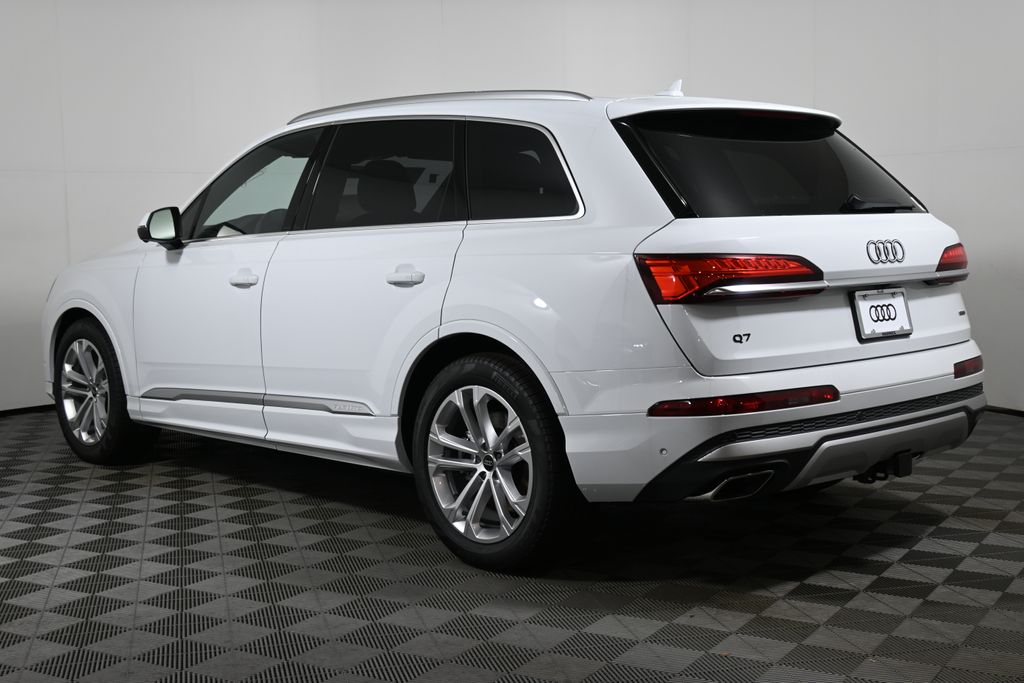 Thumbnail: 2025 Audi Q7 - 5