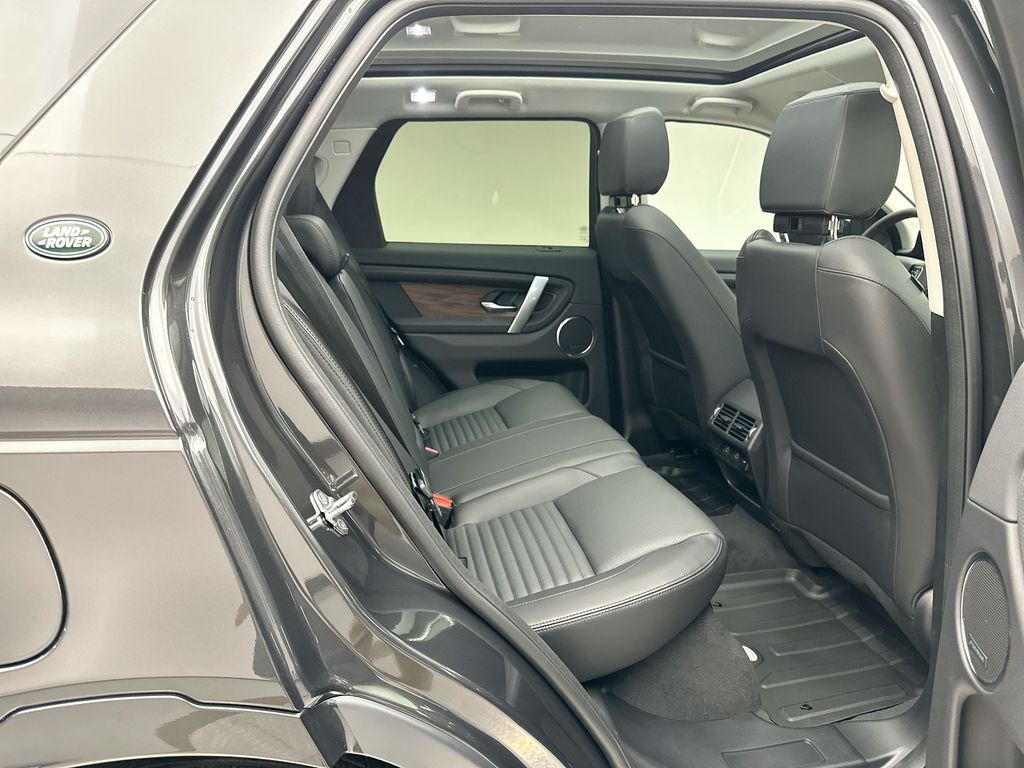 2024 Land Rover Discovery Sport S 12