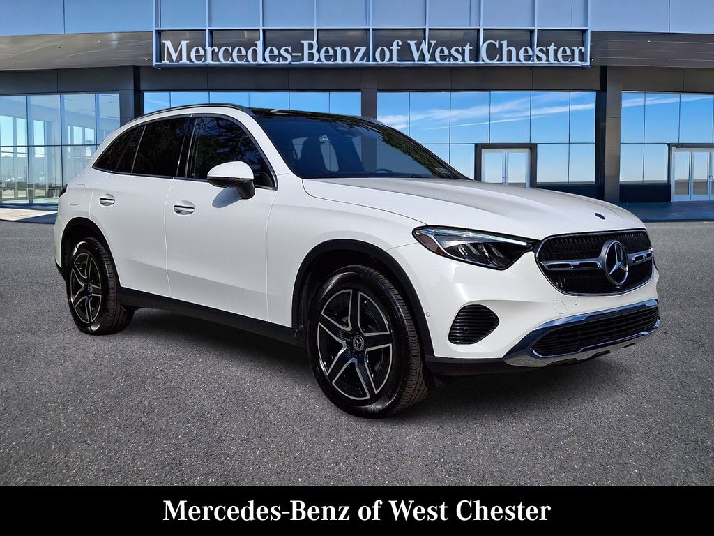 Polar White 2026 Mercedes-Benz GLC SUV / Crossover All-Wheel Drive 9-Speed Automatic