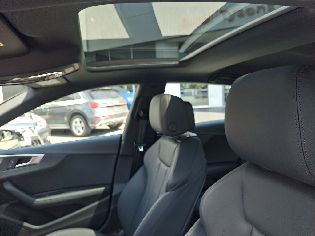 Thumbnail: 2019 Audi A5 - 14