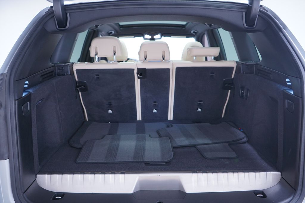 Thumbnail: 2020 BMW X3 - 23