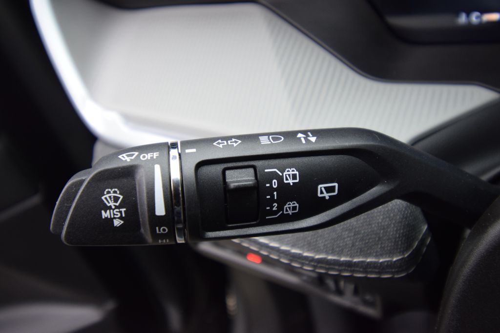 new 2026 Jeep Cherokee car, priced at $32,796