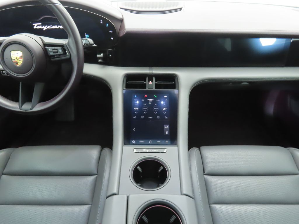 Thumbnail: 2022 Porsche Taycan - 13