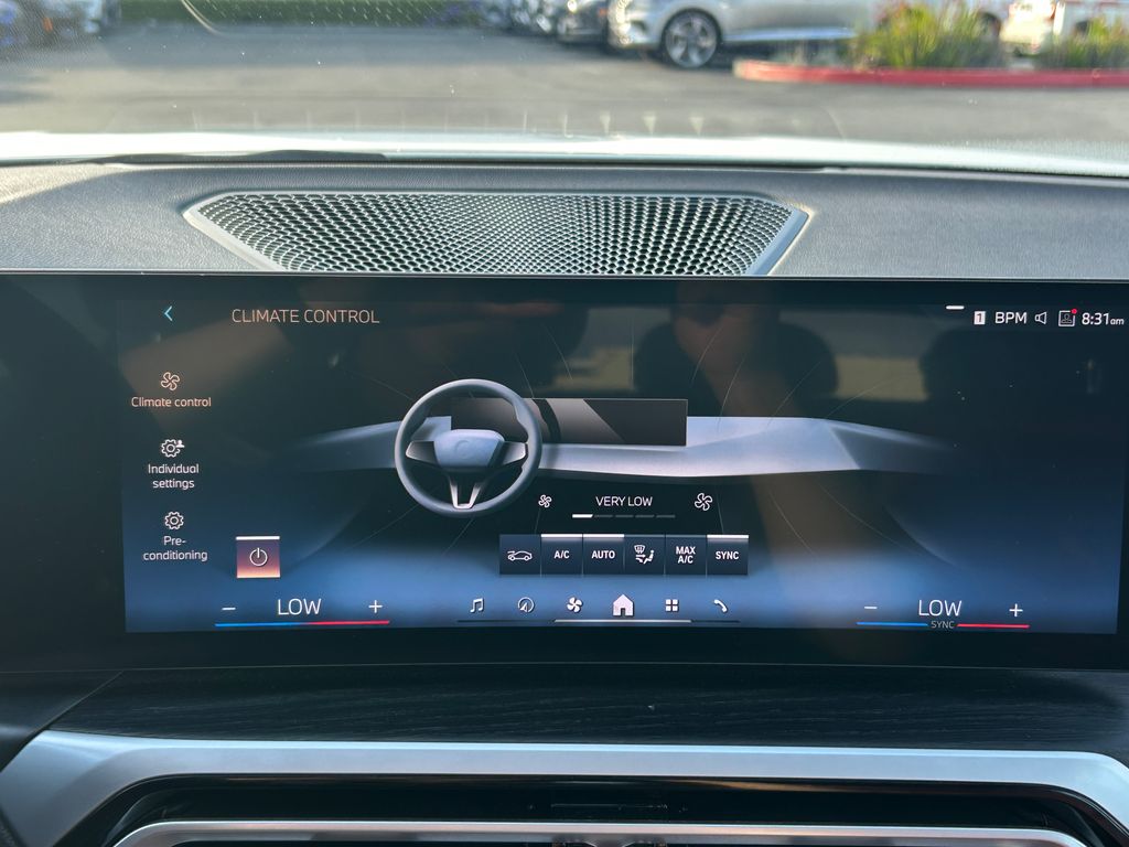 Thumbnail: 2024 BMW i4 - 24