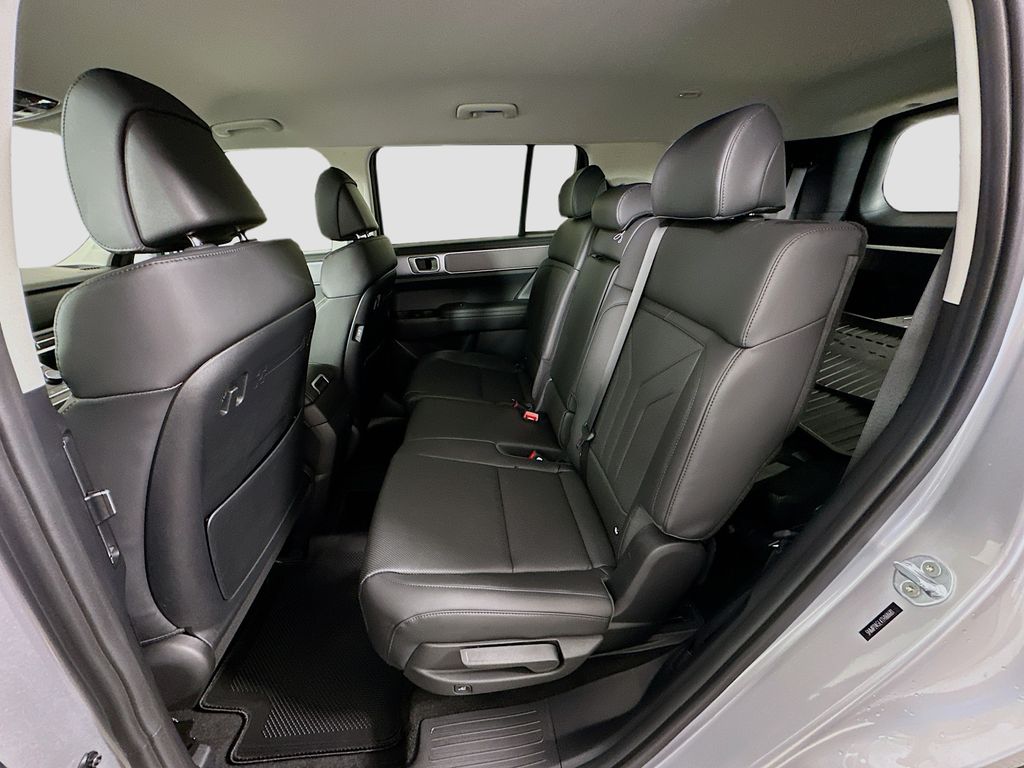 Thumbnail: 2026 Hyundai Santa Fe - 16