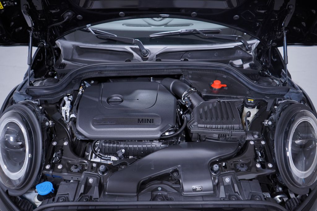 Thumbnail: 2022 MINI Cooper - 23