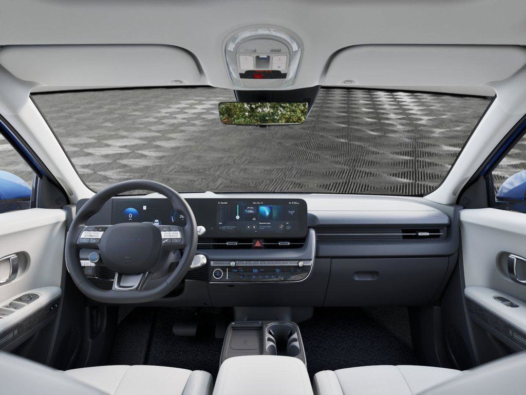 2026 Hyundai IONIQ 5 — photo 11