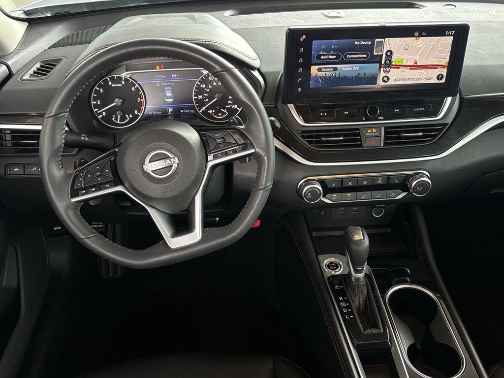 Used 2024 Nissan Altima Sedan