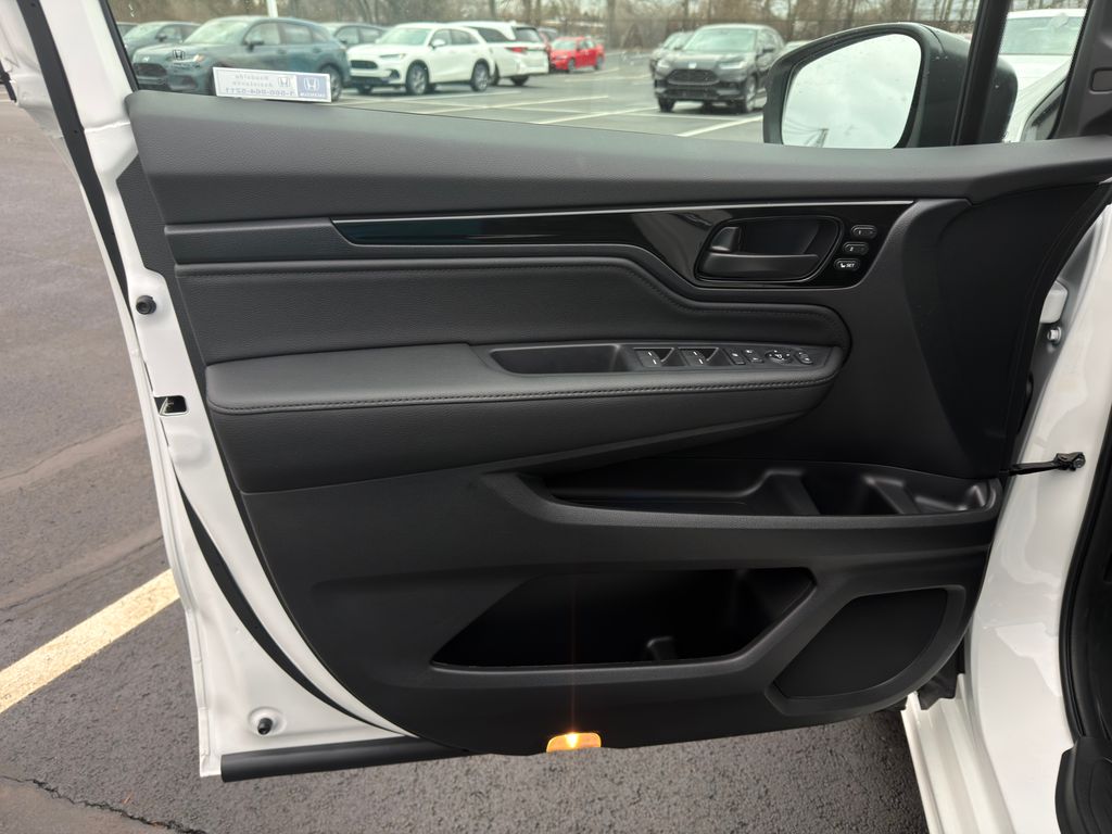 Thumbnail: 2026 Honda Odyssey - 19