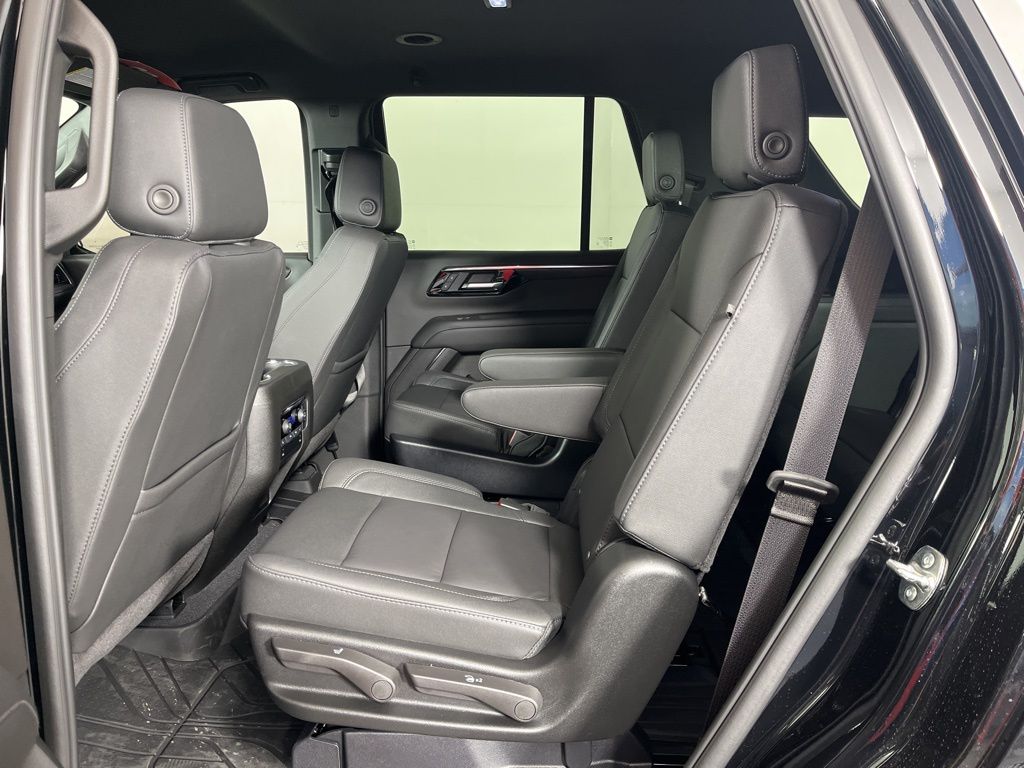 Thumbnail: 2026 Chevrolet Tahoe - 20