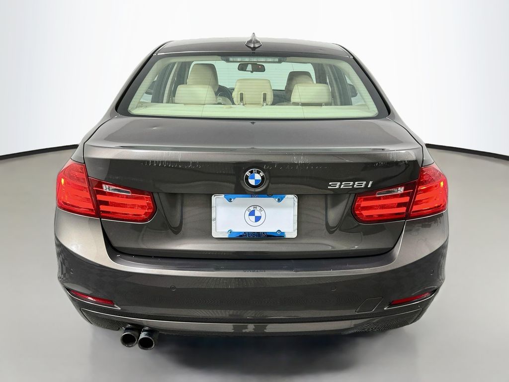 Thumbnail: 2015 BMW 3 Series - 6