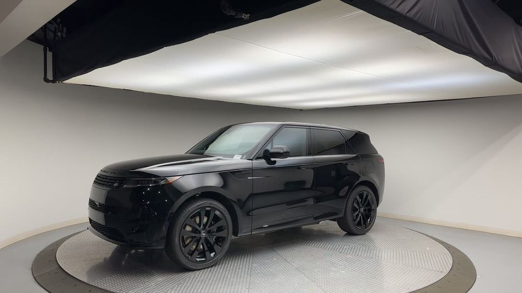 Thumbnail: 2024 Land Rover Range Rover Sport - 4
