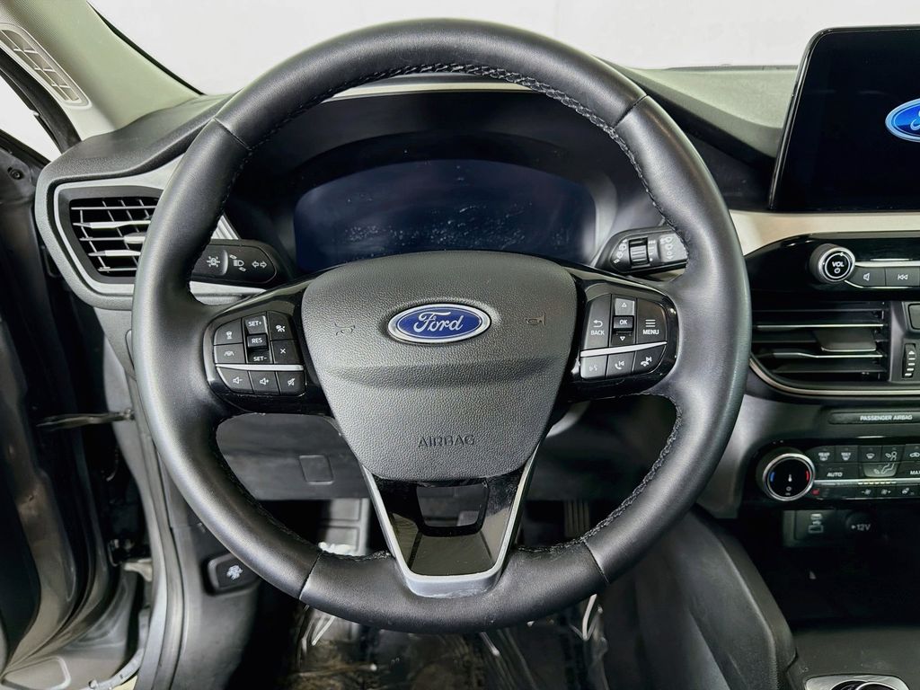 Used 2022 Ford Escape SUV