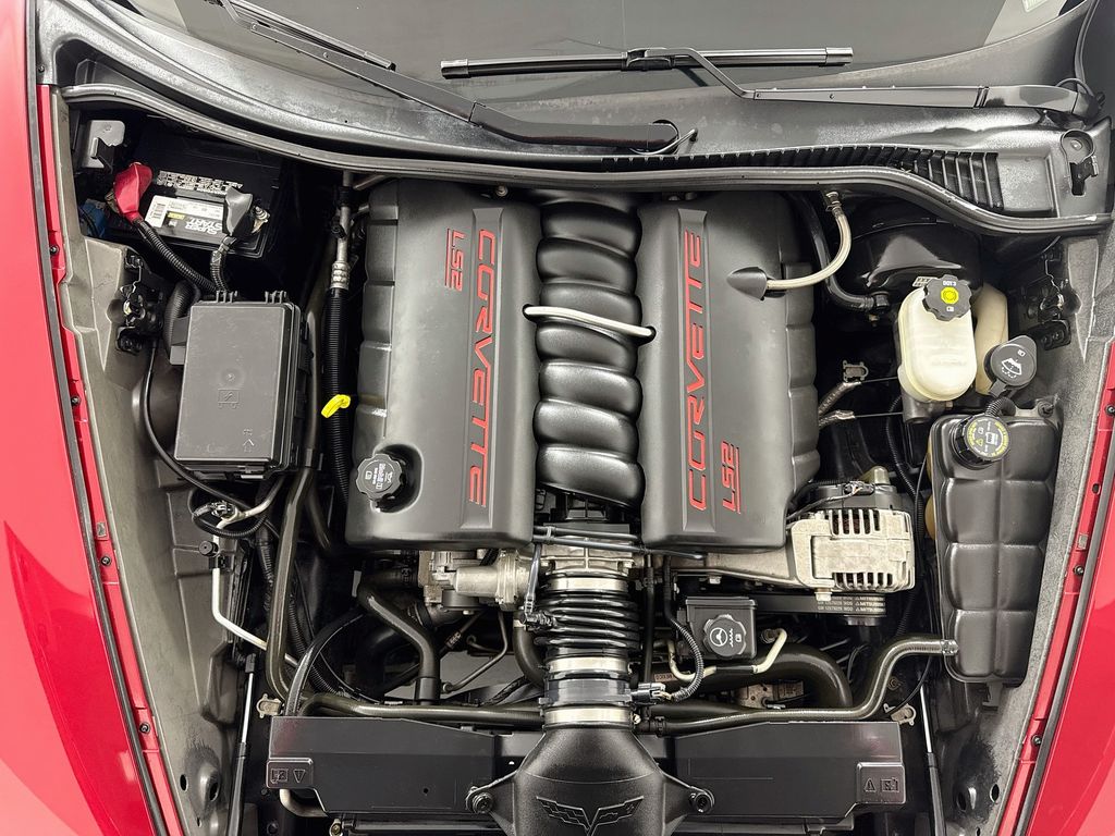 Thumbnail: 2005 Chevrolet Corvette - 23