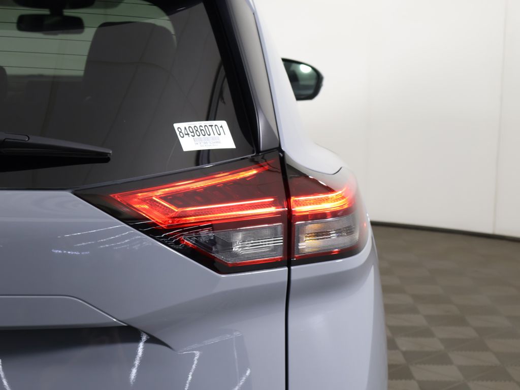Used 2025 Gray Nissan Rock Creek image 16
