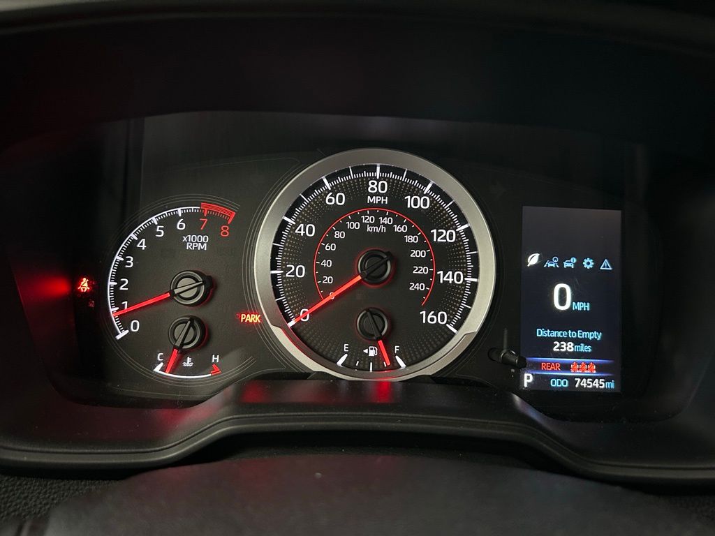 Thumbnail: 2022 Toyota Corolla Cross - 22