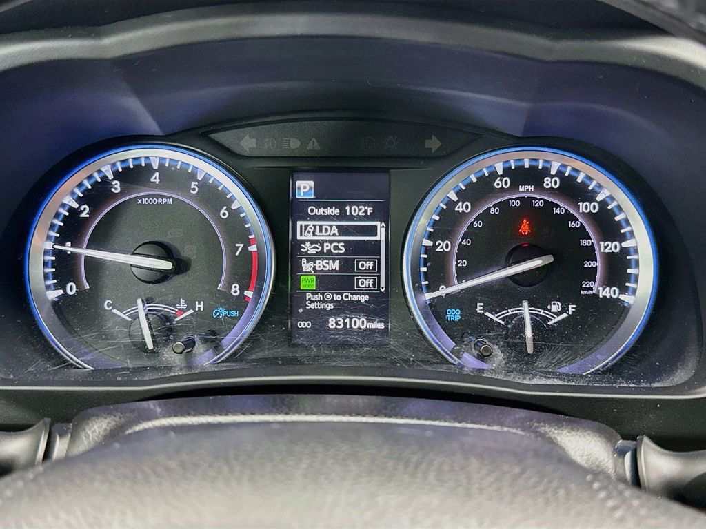 Thumbnail: 2019 Toyota Highlander - 32