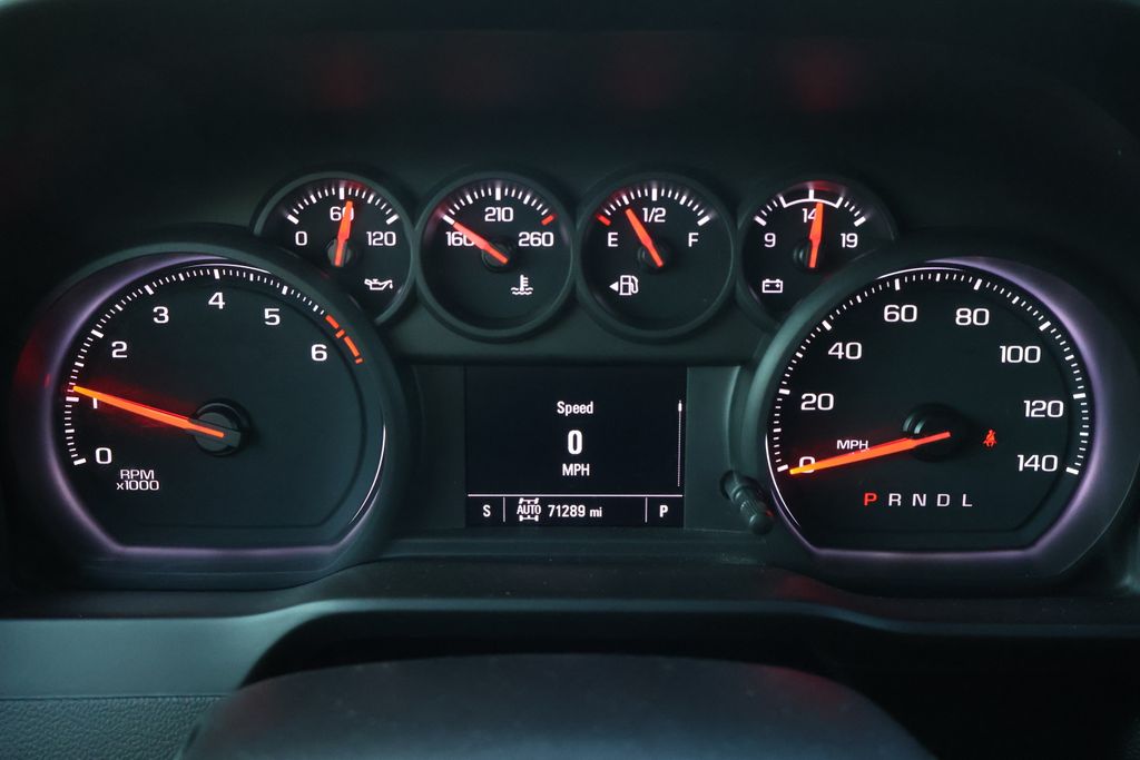 Thumbnail: 2021 Chevrolet Silverado 1500 - 17