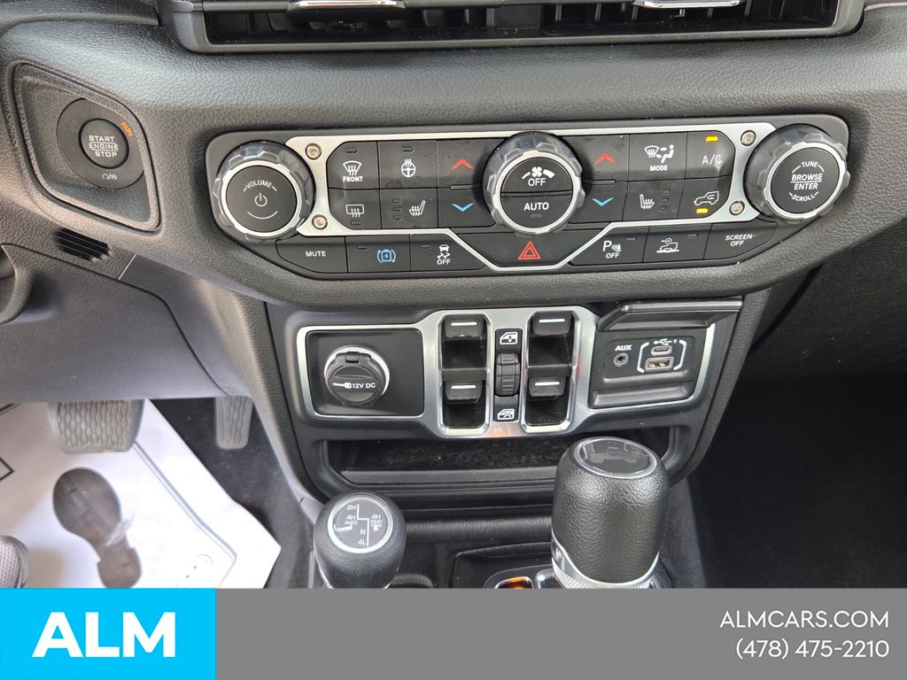 Used 2024 White Jeep Sport S 4xe image 24