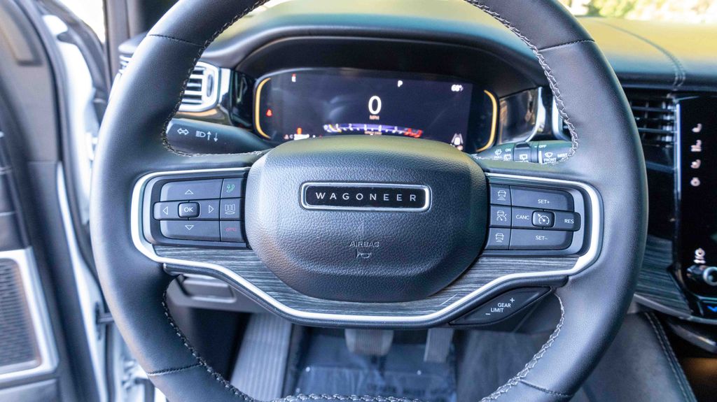 Used 2022 Jeep Wagoneer Series II 4D Sport Utility